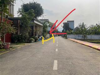 Chính chủ bán đất 107,3m2 giá nhỉnh 2 tỷ tại phú cát, gần viện nhi và viện sản trung ương, miễn mg