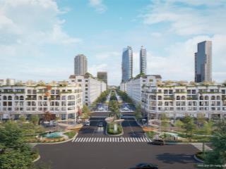 Shophouse mặt phố sử dụng lâu dài, đối diện là nhiều căn hộ và chung cư cao tầng, 20m ra tới biển