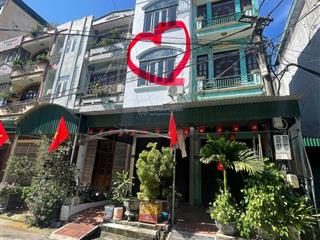 Nhà giá rẻ trung tâm bãi cháy, bán kính 500m đầy đủ các tiện ích