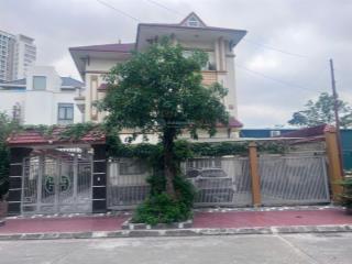 Biệt thự ngay giữa trung tâm bãi cháy, 200m tới biển, 250m tới chợ cái căm