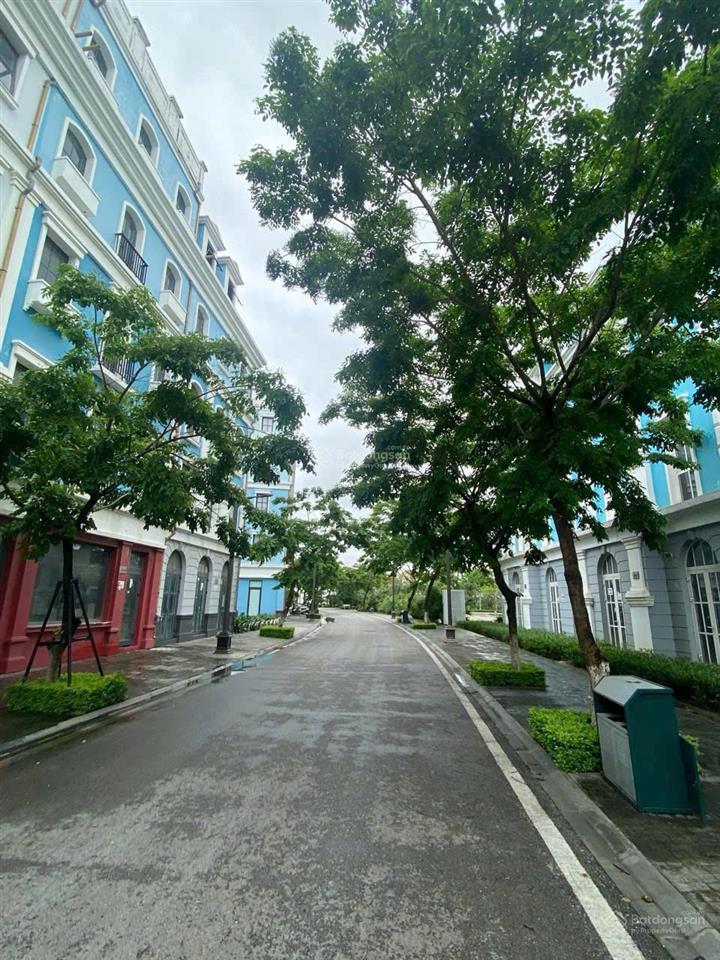 Khách ngộp bank cần thanh khoản gấp, chấp nhận cắt lỗ 4 tỷ