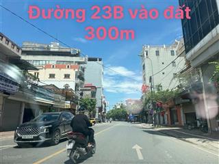 Khách nhiệt, anh em dẫn đàm là chốt. diện tích 77m2 full thổ cư 100%, sổ hồng riêng cất két.