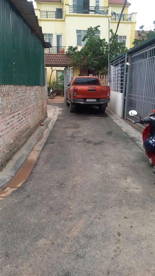 Đông anh  2 thoáng trước sau  ô tô vào đất  gần cầu thăng long  gần khu công nghiệp