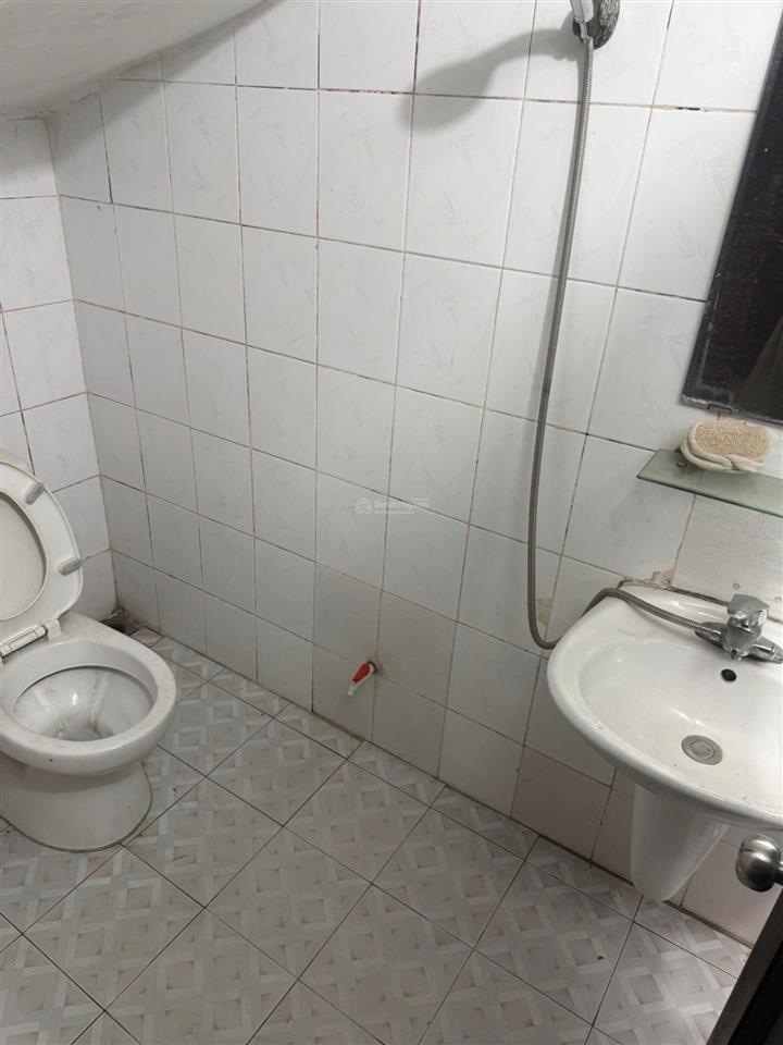 Giãn dân đông bầu kim chung 8 tỷ đất vuông sẵn nhà 3 tầng rất đẹp, trước nhà vỉa hè khu giãn dân.