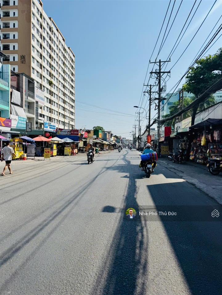 Bán mặt tiền kinh doanh  ngay chợ hoa cau  gần cđ công thương  metro