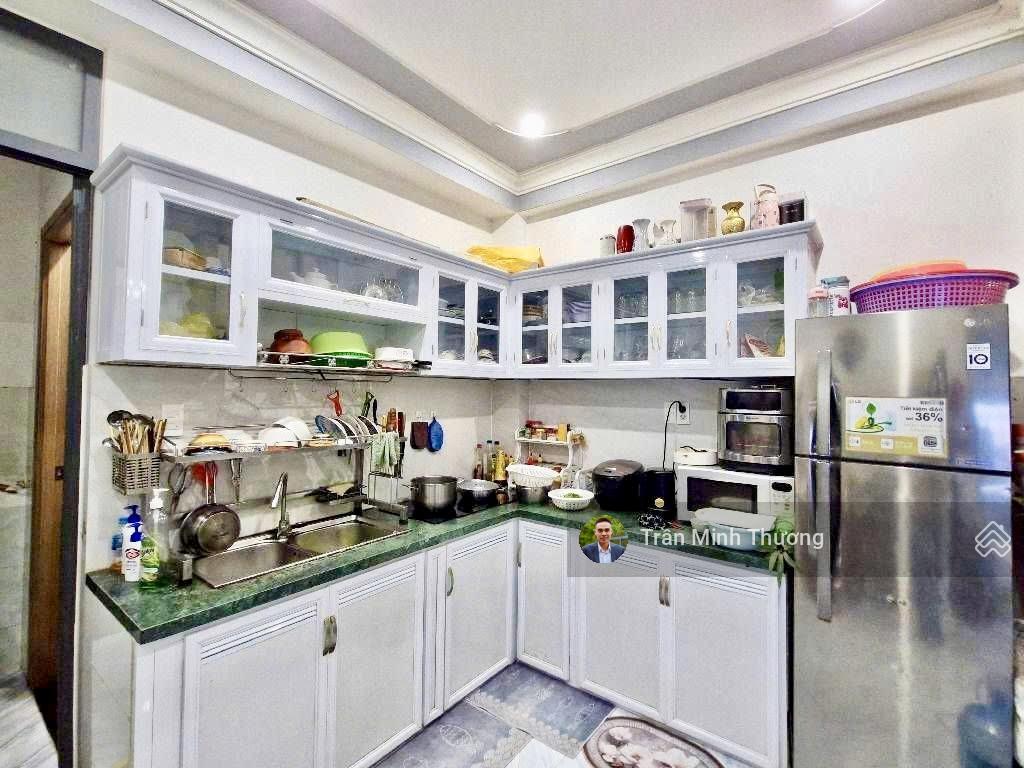 Bán nhà 2 tầng  đường ôtô  full nội thất  gần cc ricca  global city