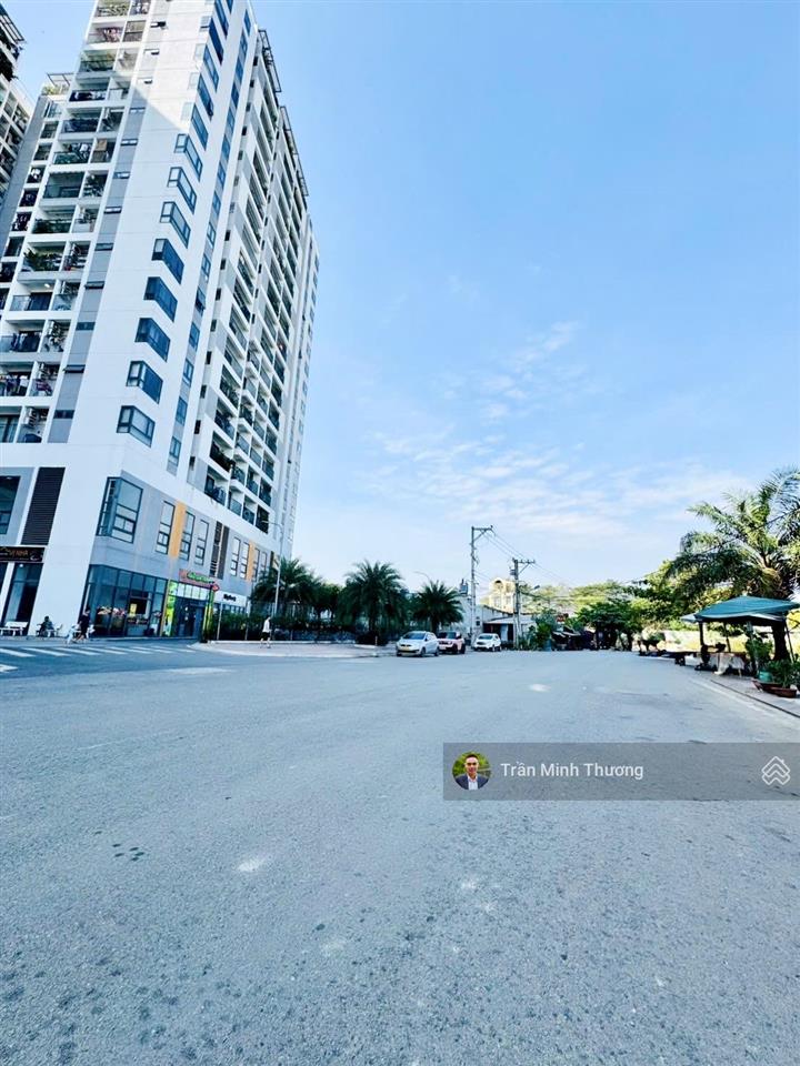 Bán nhà 2 tầng  đường ôtô  full nội thất  gần cc ricca  global city