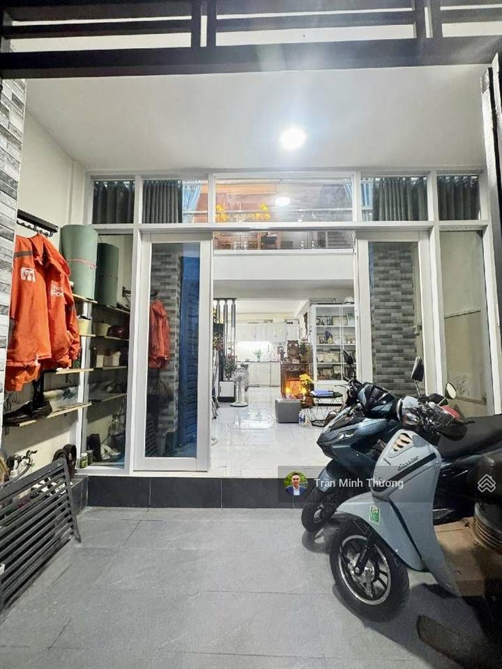 Bán nhà 3 tầng  gần mặt tiền đỗ xuân hợp  ga metro