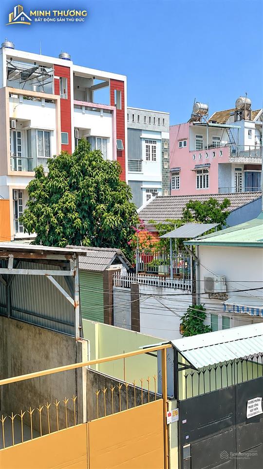 Mặt tiền 3 tầng  ngang 12m hiếm  đường ô tô thông  quận 2