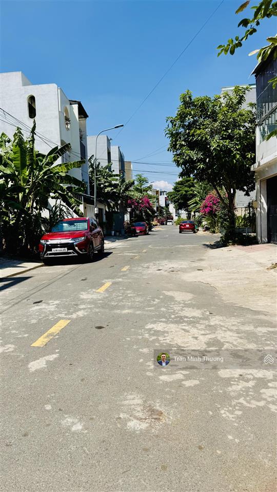 Đất bưng ông thoàn  sát liên phường  gần global city  hiếm có
