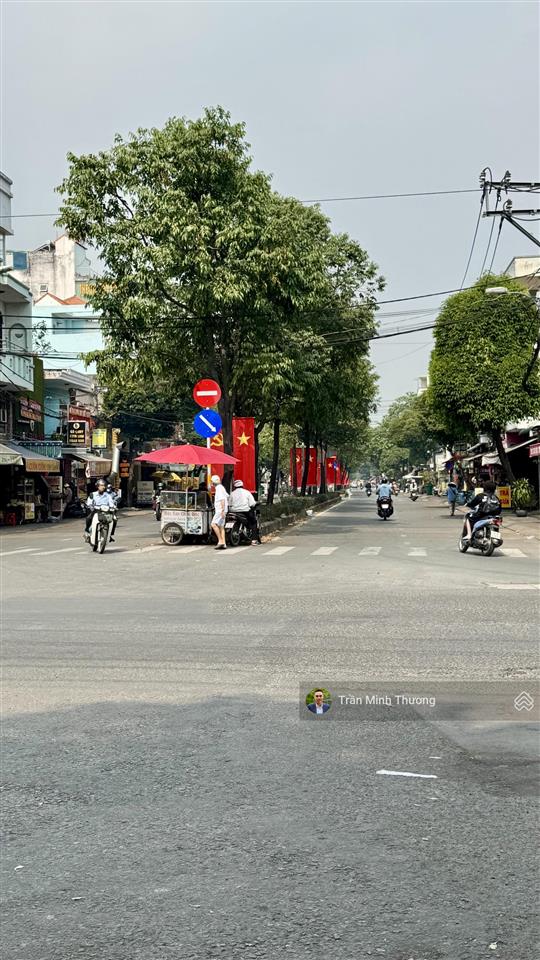Nhà mới  gần cao đẳng công thương  kết nối metro bình thái