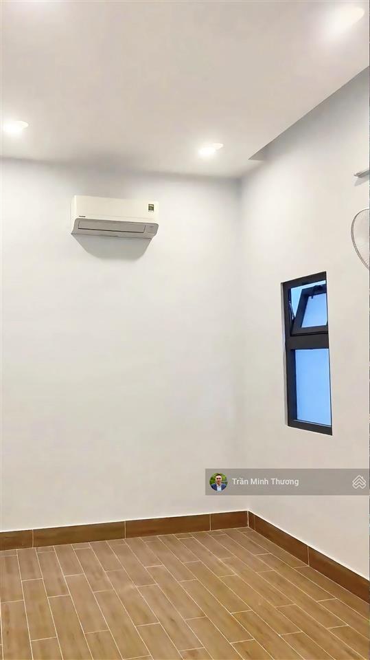 Nhà mới  gần cao đẳng công thương  kết nối metro bình thái