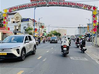 Nhà 2 tầng  sát đỗ xuân hợp  gần global city