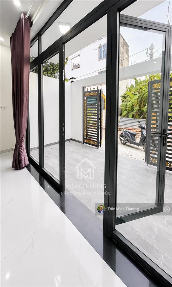 Nhà 3 tầng  đường ô tô  ngang 5,5m  gần đông tăng long