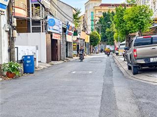 Nhà mới 3 tầng  ngang 5,2m  sát đỗ xuân hợp  gần global city