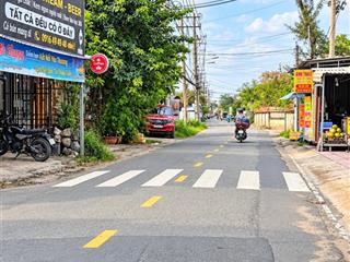 Nhà 3 tầng  ngang 5m  đường ô tô thông  giáp quận 2