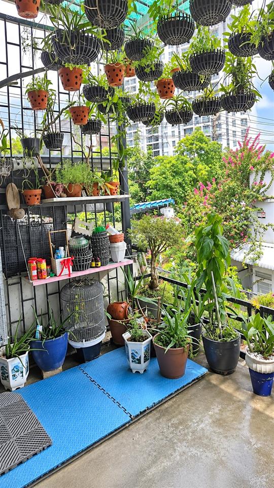 Nhà 3 tầng  ngang 5m  đường ô tô thông  giáp quận 2