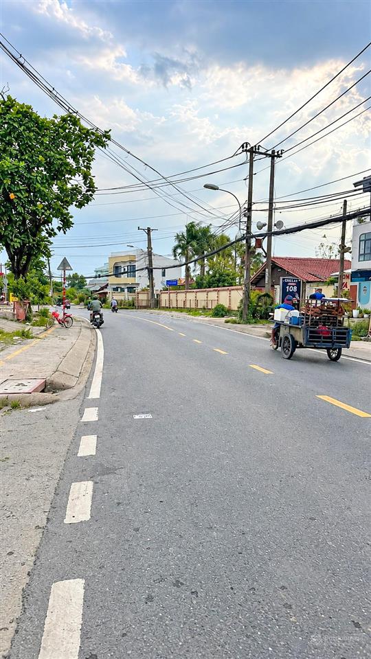 Nhà nở hậu 73m  hẻm ô tô  sát mặt tiền nguyễn duy trinh