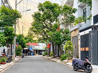 Nhà mới 2 tầng  gara ô tô  full nội thất  khu dân cư đồng bộ