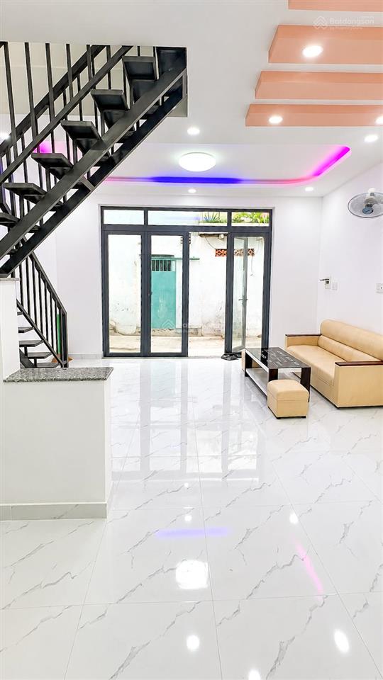 Nhà 2 tầng  ngang 5m  tặng nội thất  gần đỗ xuân hợp
