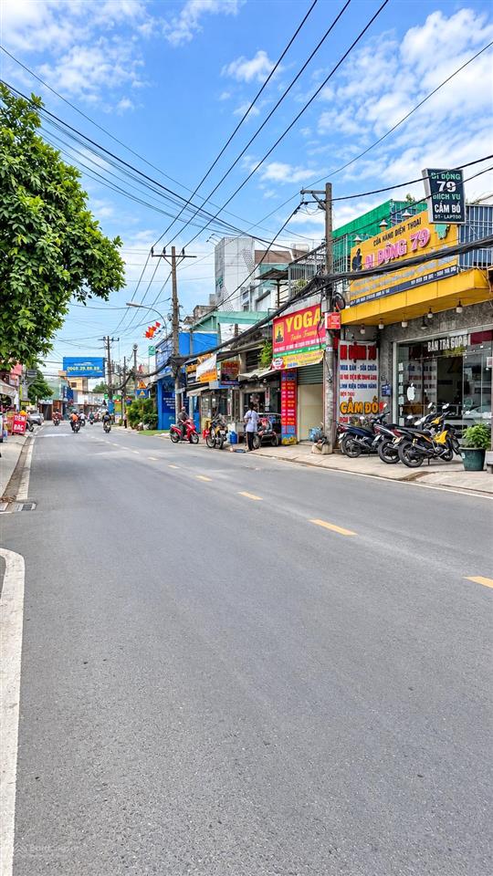 Nhà 2 tầng  tây hòa  sát xa lộ hà nội  gần metro