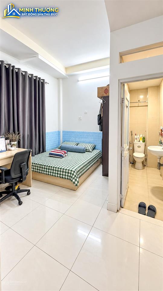 Nhà 3 tầng  ngang 4,7m  ô tô đỗ cửa  khu dân cư đồng bộ