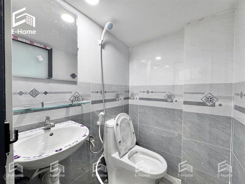 Phòng trọ sinh viên có ban công ngay ufm, công viên gia định