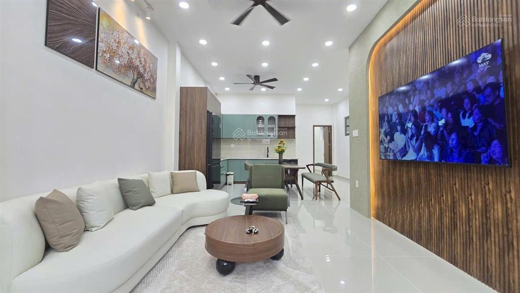 Siêu phẩm nhà đẹp 3 tầng mặt tiền số 56 đường đồng nai  tp nha trang