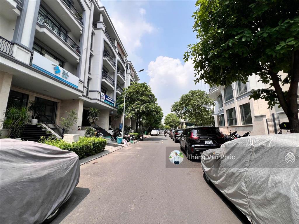 Chủ bán căn liền kề đường số 37  khu đông nam  vạn phúc city 7x20m=140m2 (dtsd 700m2) nhà thô