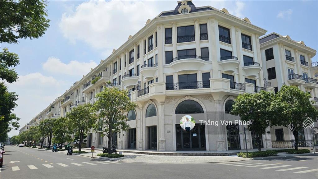 79 đường số 41, căn góc sang trọng ngay trung tâm thương mại 67tỷ128, hầm 5tầng, ckhấu 25%30%