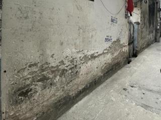 Bán mảnh đất 126m mt 10m ở đối diện trường đại học thương mạihồ tùng mậu giá 192tr/m2 cách ôtô 50m