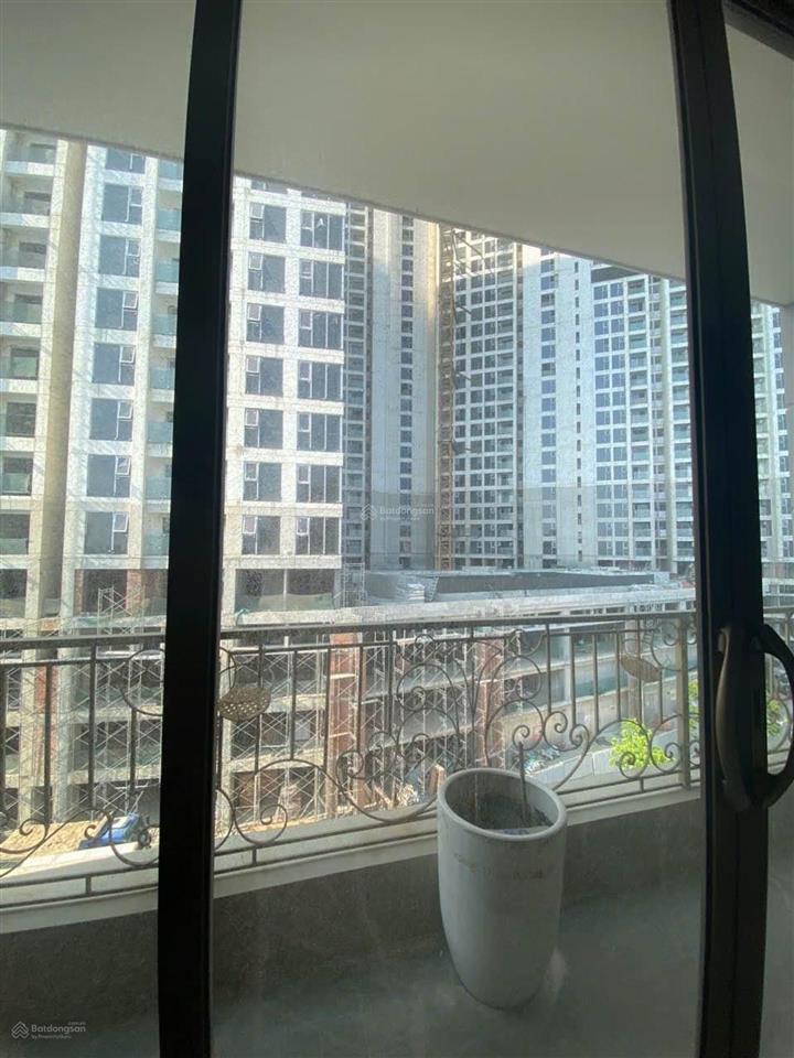 Toà nhà 8 tầng đối diện masterise homes 13 phòng đôi khai thác tốt  hải châu đà nẵng