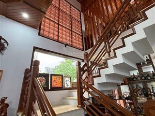 Bán villa nước mặn 2 diện tích 285m2 ngang 15m cực hiếm  nội thất gỗ cao cấp