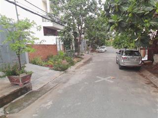 Cho thuê nhà khu dân cư phong phú