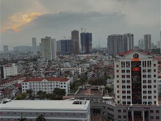 Chính chủ bán căn hộ 187m tại 131 trần phú
nhà đã cải tạo từ 3pn thành 4pn, 2wc, không gian rộng