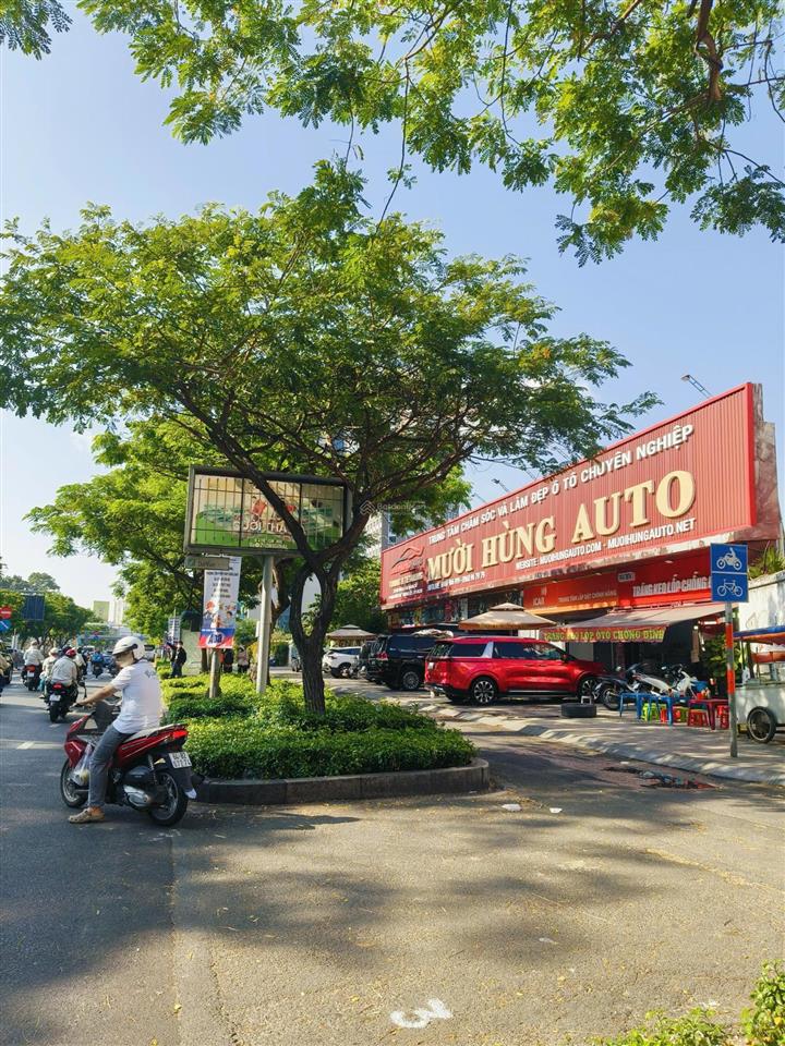 Siêu phẩm phạm viết chánh quận 1, 6 tầng, thang máy, full nội thất xịn sò