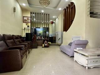 Cô lan cần bán nhà mặt tiền vĩnh hội  quận 4 , 4 tầng , 32m2 , giá nhỉnh 14,x tỷ