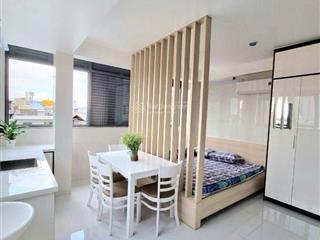 Siêu phẩm mt chdv quận 7 6 tầng thang máy 35 phòng dòng tiền 250 triệu/tháng giá thương lượng