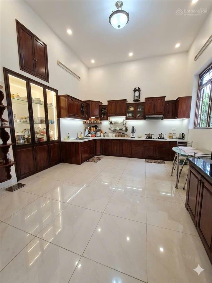 Biệt thự phong cách mỹ mt nguyễn lương bằng, quận 7, 650m2