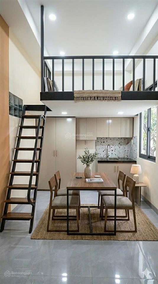 Bán nhà chdv thang máy, quận 4, 145m2, doanh thu 100 triệu/tháng , 21 tỷ tl
