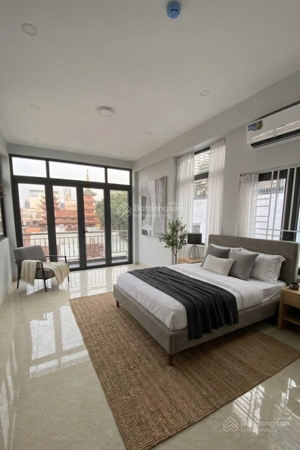 Bán nhà 5 tầng hẻm xe hơi, bến vân đồn q4, thang máy, 9 phòng, 80tr/tháng. giá nhỉnh 22 tỷ