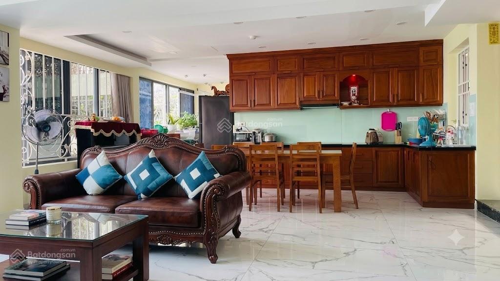 Bán căn hộ penthouse chung cư hoàng diệu h2. 8m x 15m, không khí trong lành, nhỉnh 11 tỷ