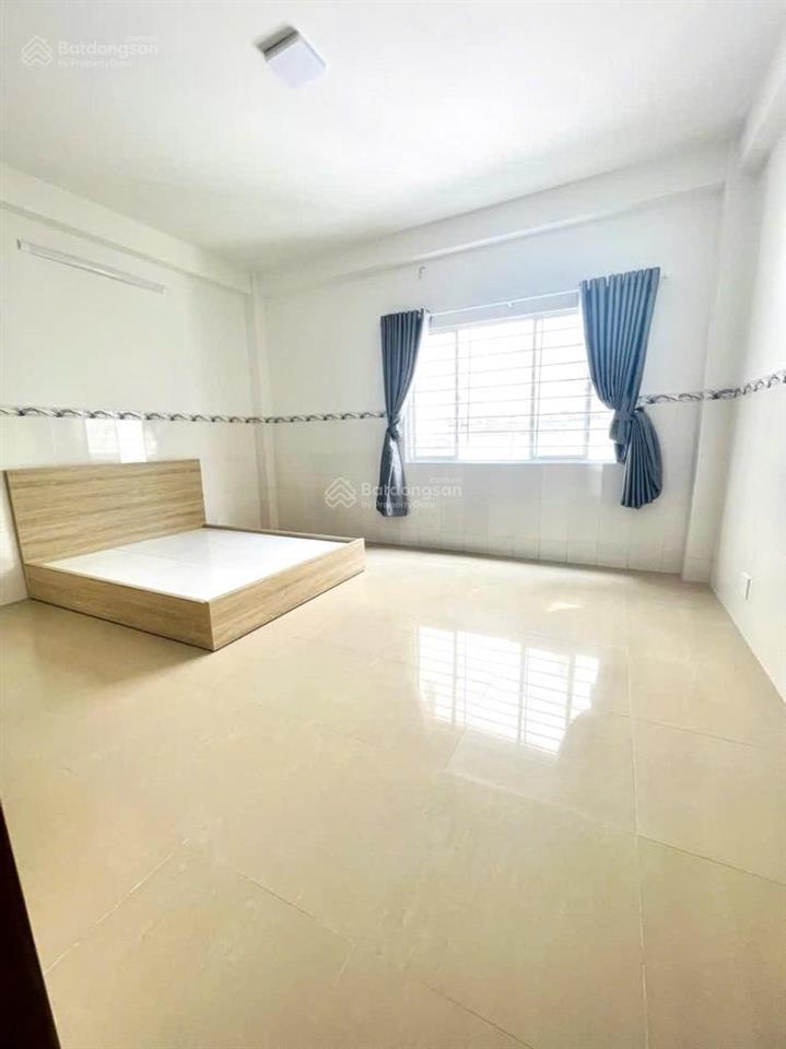 Vip nhà thờ xóm chiếu quận 4, ngang 5,3m, dt 92 m2, giá nhỉnh 10,x tỷ