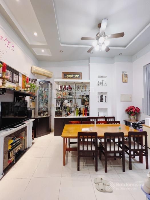 Bán biệt thự vĩnh hội quận 4, hẻm xe hơi, 3 tầng, full thổ cư 175.5m2, nhỉnh 22 tỷ tl