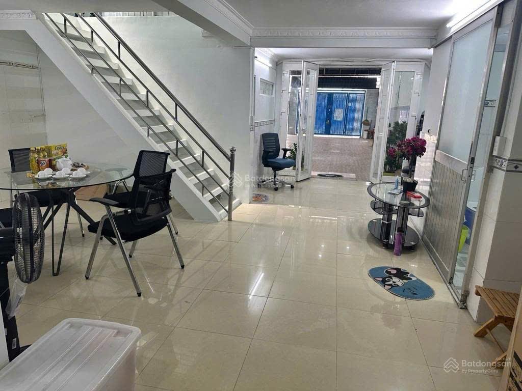 Bán nhà xóm chiếu, quận 4, 55m2, 3 tầng, nhỉnh 6.2 tỷ