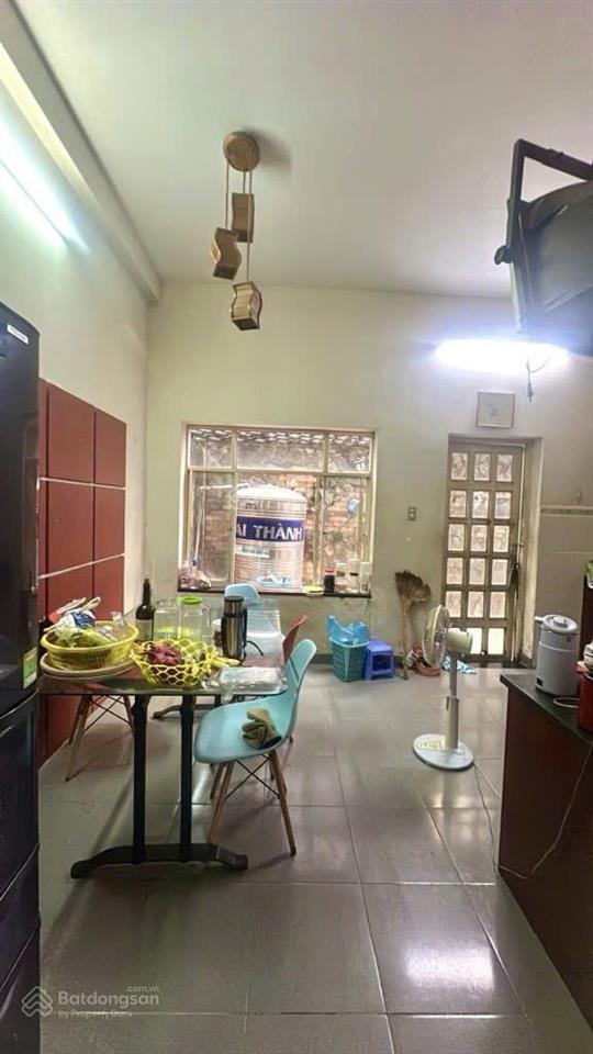 Bán nhà mặt tiền đoàn văn bơ, 40m2, 5 tầng, dòng tiền 26 triệu/tháng, nhỉnh 6,x tỷ