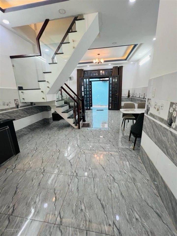 Chính chủ gửi bán gấp, nhà 5 tầng mặt tiền đường số 50, quận 4, nhỉnh 7, xtỷ