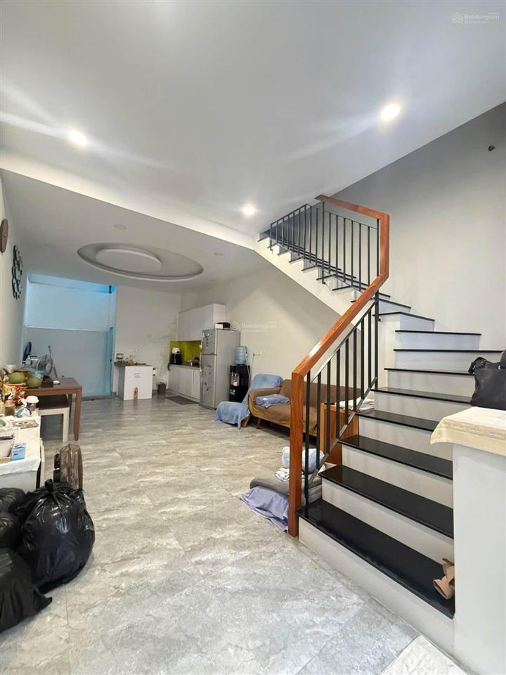 Vip nhà mặt tiền đường số 4, quận 4, 26m2, 5 tầng, nhỉnh 6,x tỷ