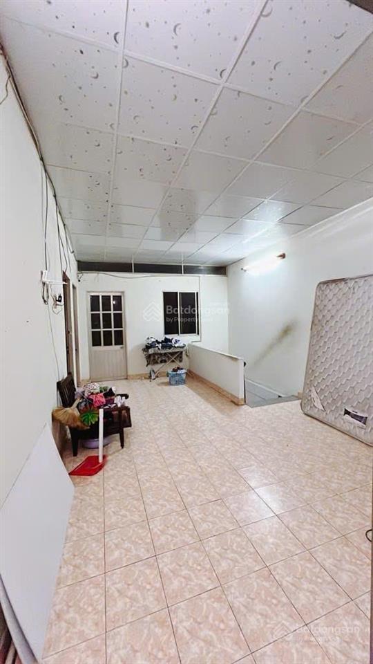 Vip bán nhà mặt tiền đường số 9, quận 4, 4 tầng, 38.2m2, nhỉnh 6,x tỷ