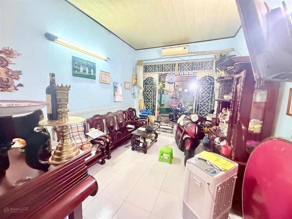 Bán nhà tôn thất thuyết, cạnh trường quang trung q4, 115m2, 2 tầng, nhỉnh 7,x tỷ